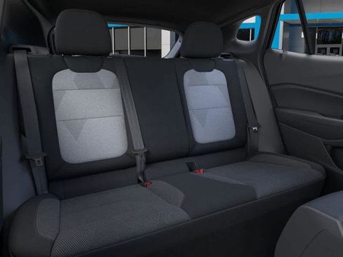 New 2026 Chevrolet Trax RS w/ Sunroof Package FWD image 17