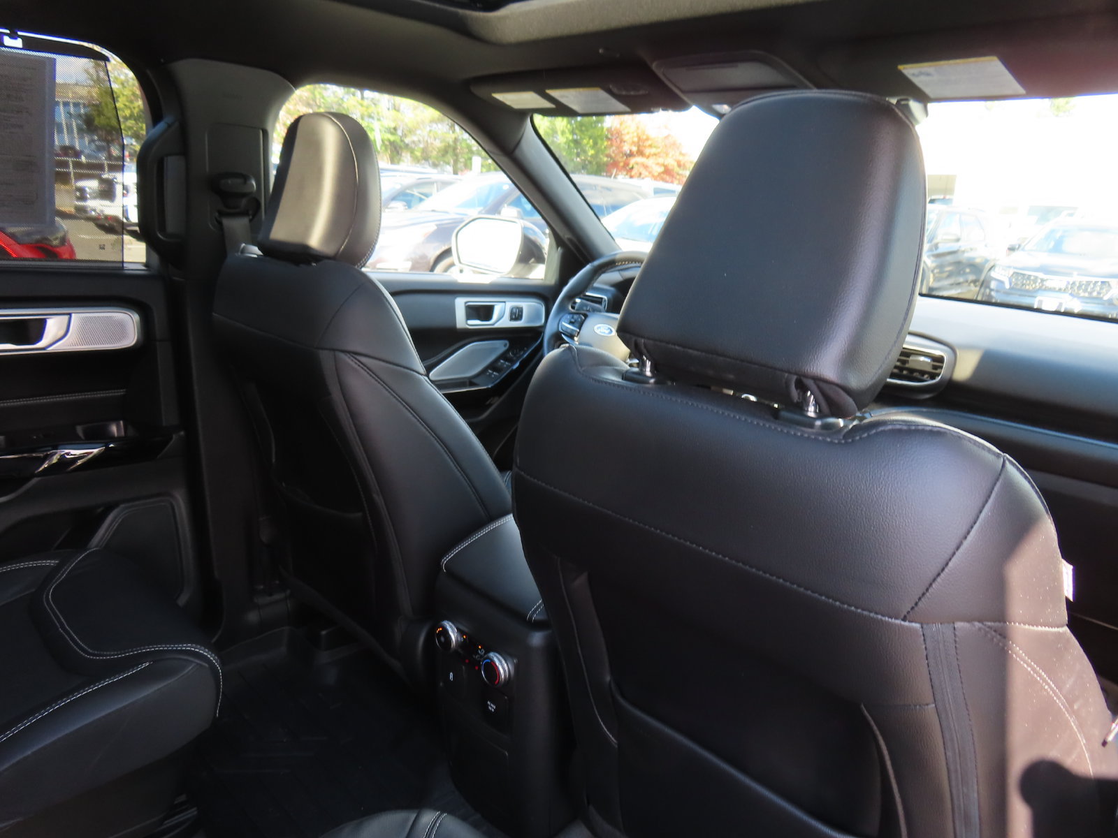 Used 2023 Ford Explorer ST w/ Equipment Group 401A AWD/4WD image 37