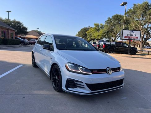 Used 2021 Volkswagen GTI SE FWD image 2