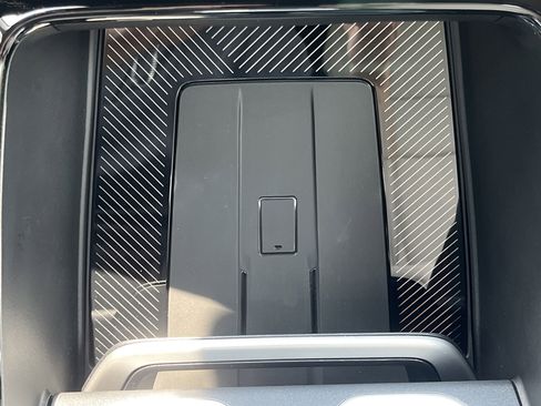 New 2025 BMW X1 xDrive28i w/ Convenience Package image 7