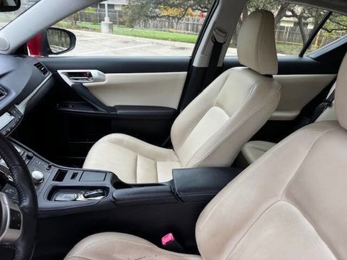 Used 2013 Lexus CT 200h image 35