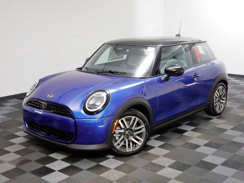 New 2026 MINI Cooper 2-Door Hardtop FWD image 2