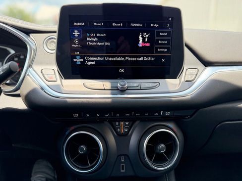 Used 2023 Chevrolet Blazer LT FWD image 26