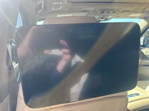 Used 2021 Cadillac Escalade Sport Platinum image 46