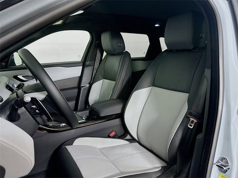 New 2026 Land Rover Range Rover Velar Dynamic SE image 21