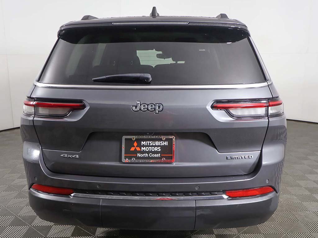 Used 2023 Jeep Grand Cherokee L Limited AWD/4WD image 14