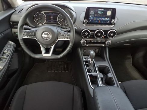 Certified 2025 Nissan Sentra SV image 9