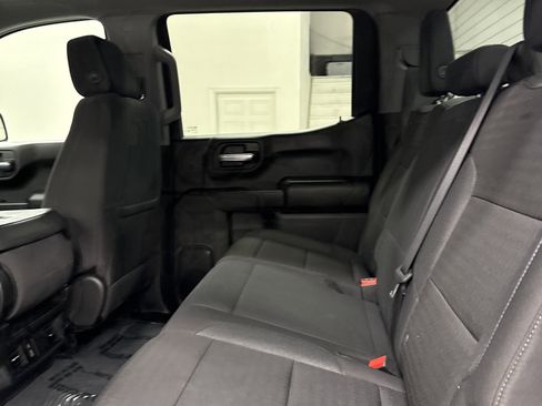 Used 2024 Chevrolet Silverado 1500 Custom Trail Boss w/ LPO, Dark Essentials Package image 11