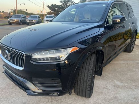 Used 2020 Volvo XC90 T6 Momentum AWD/4WD image 4