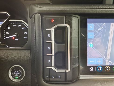 Used 2021 GMC Yukon XL Denali w/ Denali Premium Package AWD/4WD image 21