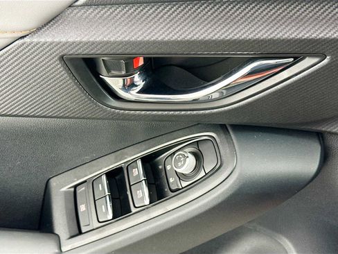 Certified 2025 Subaru Crosstrek 2.5i Limited w/ Popular Package #3A image 16