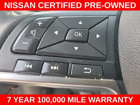 Used 2024 Nissan Sentra SR w/ SR Premium Package FWD image 17