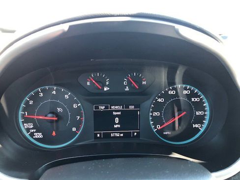 Used 2024 Chevrolet Malibu LT FWD image 18
