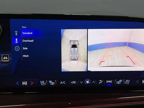 Used 2024 Chevrolet Traverse RS image 14