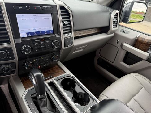 Used 2020 Ford F150 Lariat AWD/4WD image 19