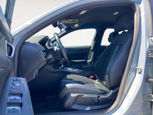 Used 2023 Honda Civic Sport image 9