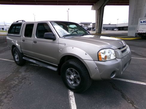 Used 2004 Nissan Frontier XE w/ (PWR) Pwr Pkg RWD image 2