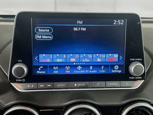 Used 2025 Nissan Sentra SV FWD image 21