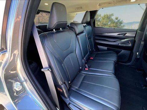 Used 2023 INFINITI QX60 Luxe w/ Vision Package FWD image 27