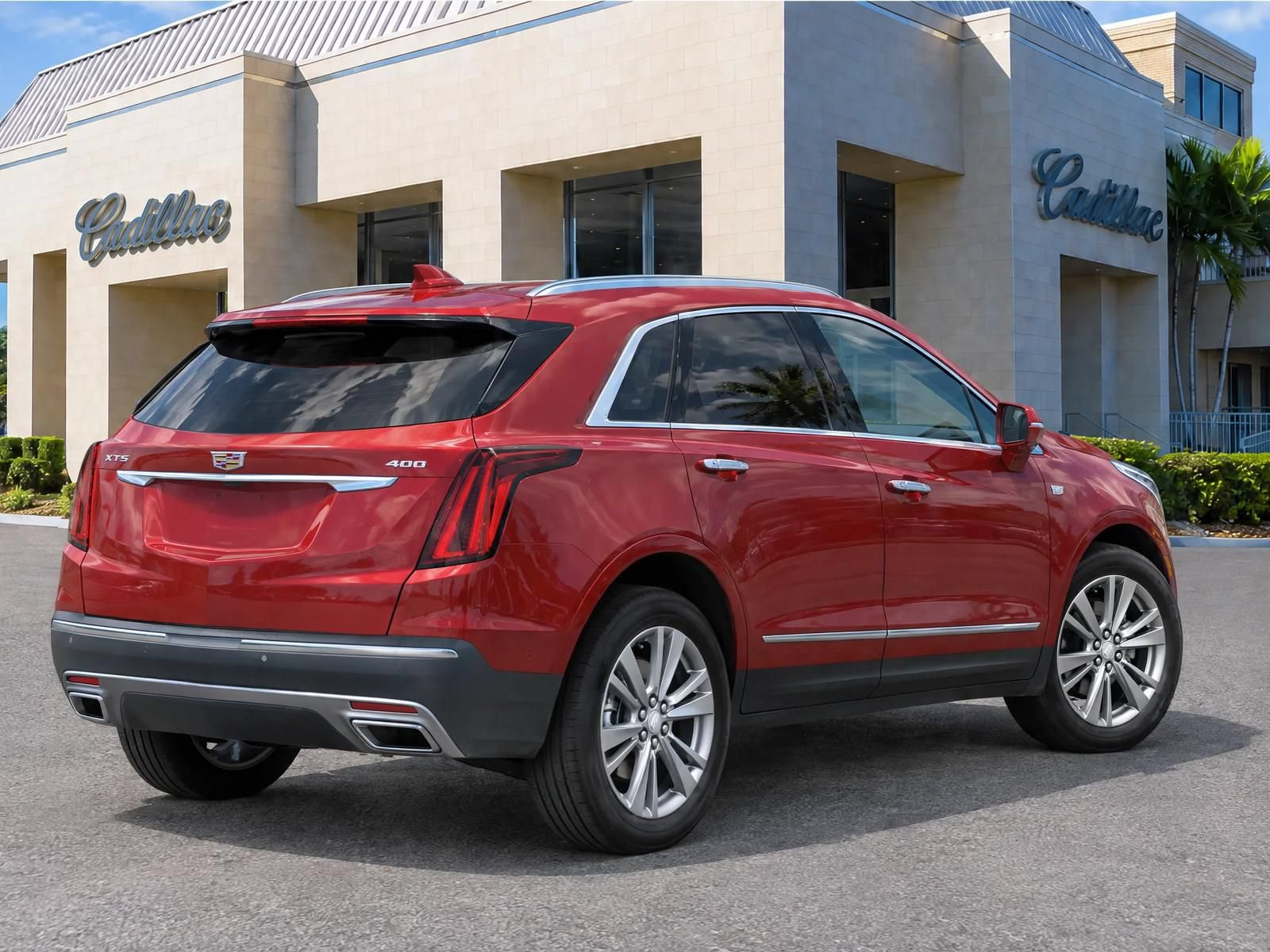 Used 2024 Cadillac XT5 Premium Luxury w/ Technology Package FWD image 4