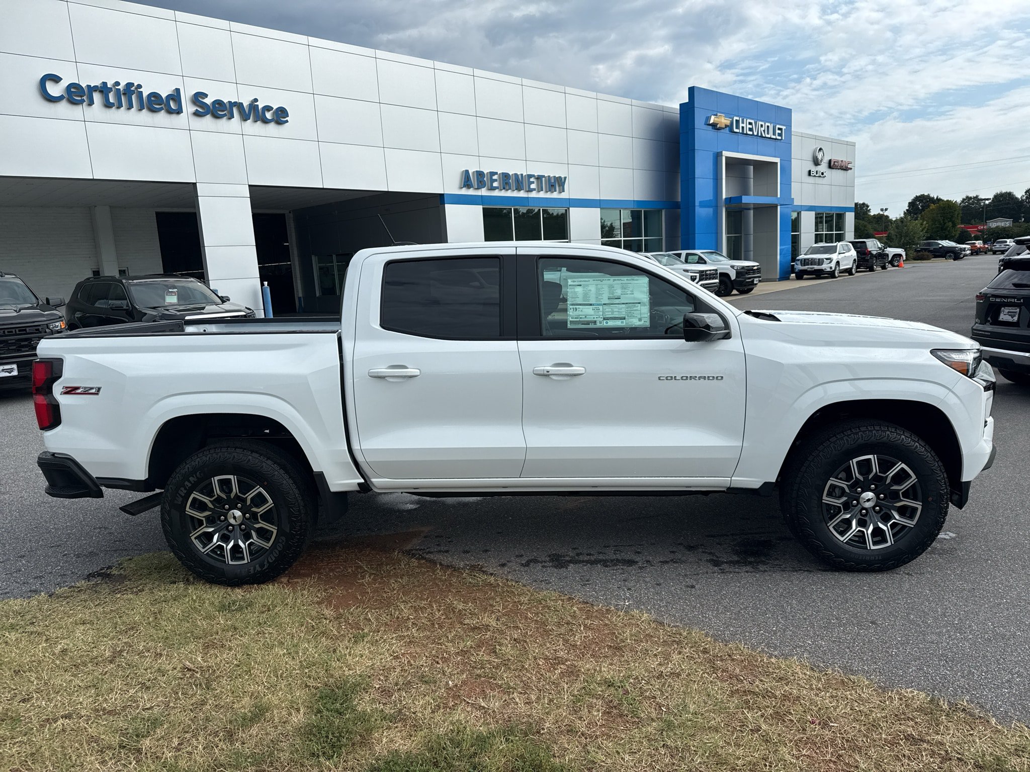 New 2026 Chevrolet Colorado Z71 w/ Z71 Convenience Package 2 AWD/4WD image 6