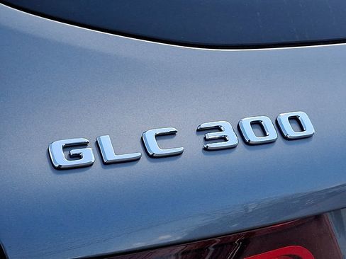 Used 2022 Mercedes-Benz GLC 300 4MATIC image 30