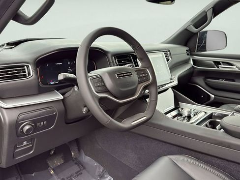 New 2026 Jeep Grand Wagoneer L Limited image 29