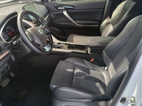 Used 2025 Mitsubishi Eclipse Cross SE AWD/4WD image 3
