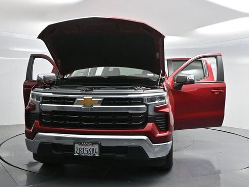 Used 2024 Chevrolet Silverado 1500 LT RWD image 34