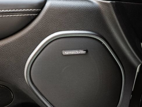 Used 2024 Dodge Durango SRT AWD/4WD image 18