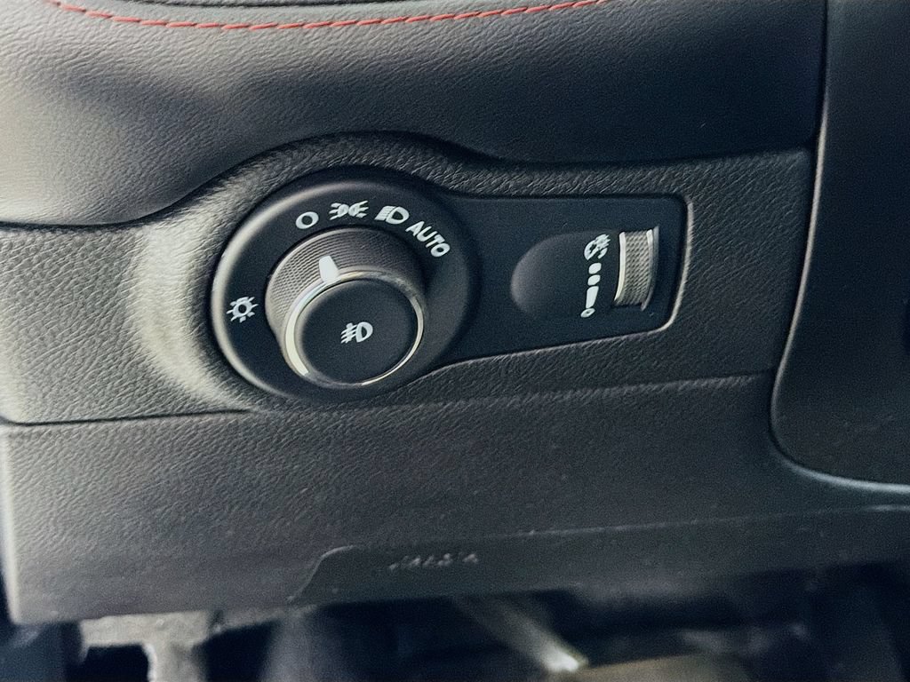 Used 2023 Dodge Durango GT AWD/4WD image 11