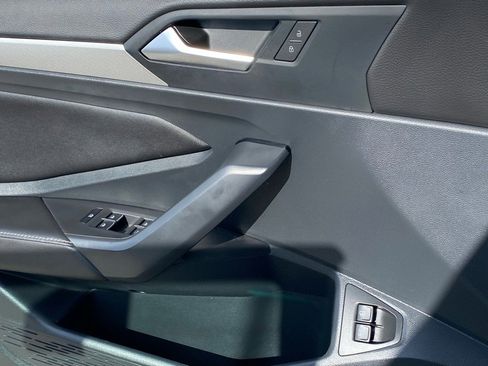 Certified 2023 Volkswagen Jetta Sport image 18