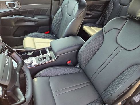 New 2026 Kia Sorento SX Prestige AWD/4WD image 17