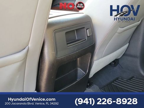 Used 2018 GMC Sierra 1500 SLT w/ Enhanced Driver Alert Package RWD image 16