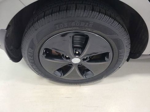 Used 2015 Kia Soul FWD image 30