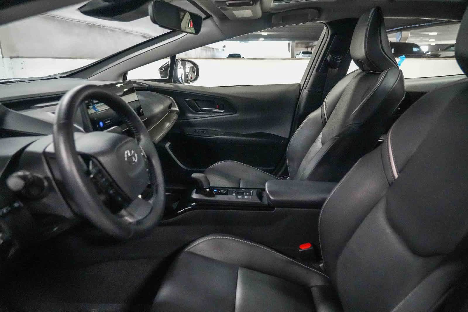 Certified 2024 Toyota Prius XLE FWD image 19