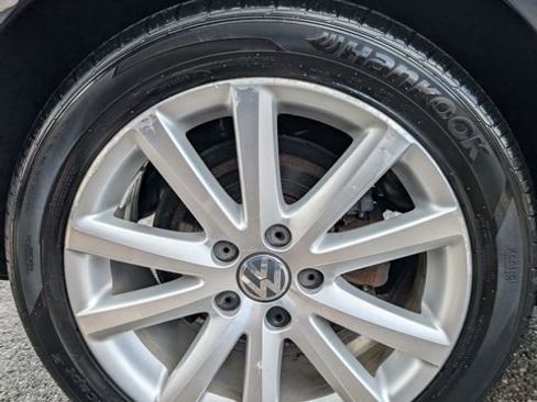 Used 2010 Volkswagen Eos Komfort image 19