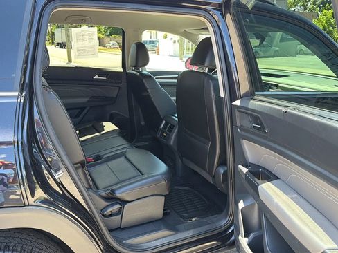 Used 2021 Volkswagen Atlas SE FWD image 26