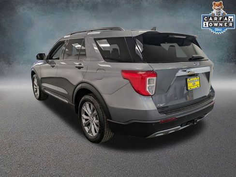 Used 2023 Ford Explorer XLT w/ Equipment Group 202A AWD/4WD image 6