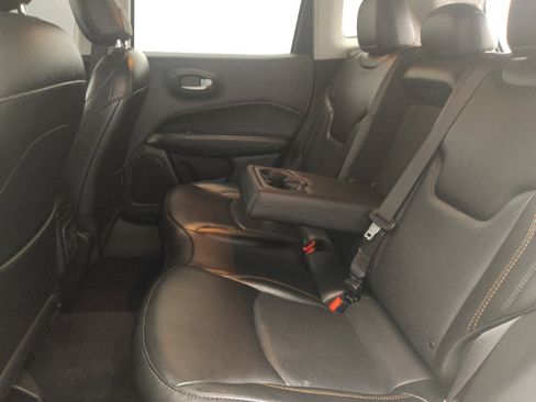 Used 2019 Jeep Compass Limited FWD image 18