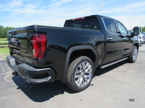 Certified 2026 GMC Sierra 1500 Denali w/ Denali Reserve Package AWD/4WD image 8