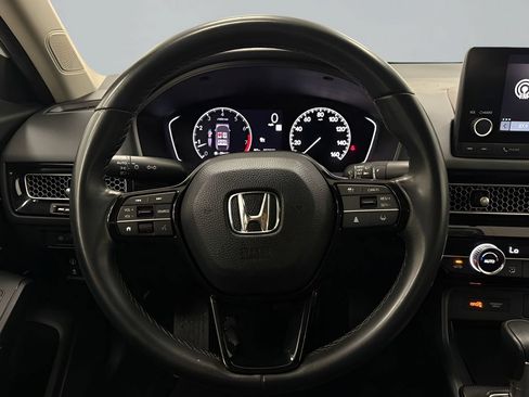 Used 2022 Honda Civic EX image 17