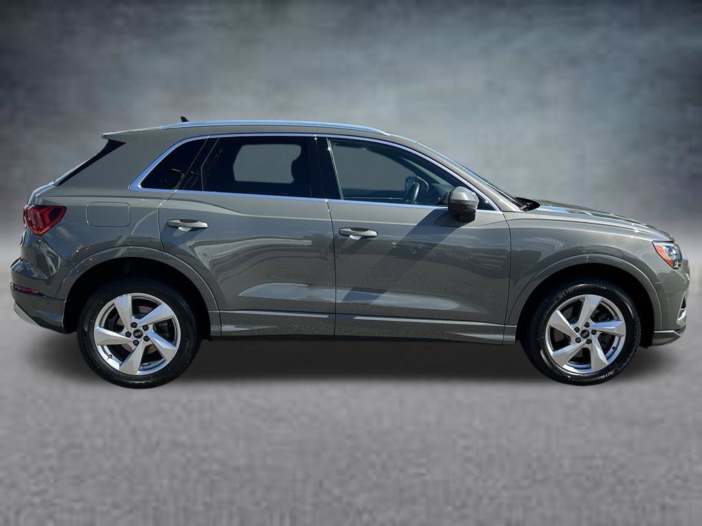 Used 2021 Audi Q3 2.0T Premium w/ Convenience Package AWD/4WD image 6