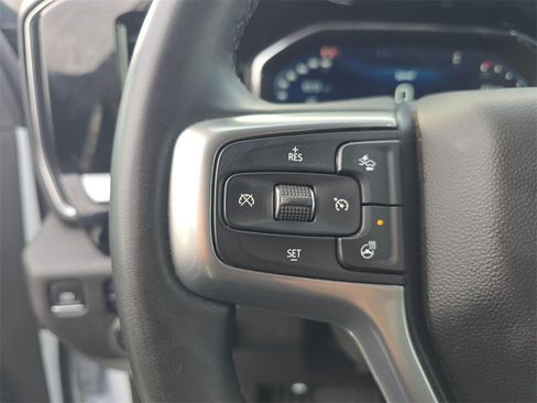 Used 2025 Chevrolet Silverado 2500 LT w/ Convenience Package image 22