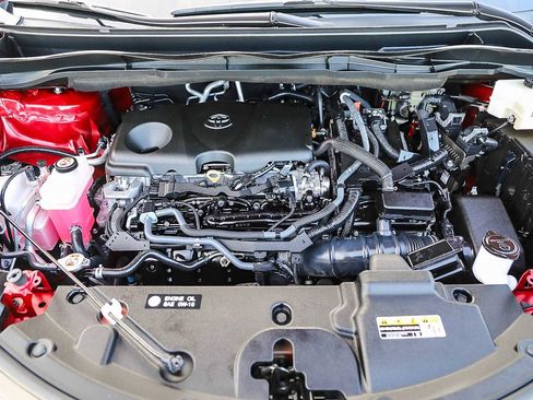 Used 2023 Toyota Sienna XLE image 27