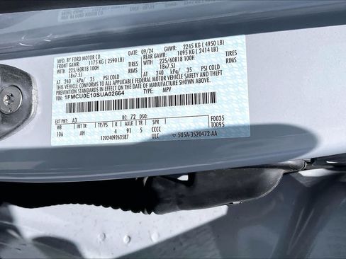 Used 2025 Ford Escape SE w/ PHEV Premium Package FWD image 20