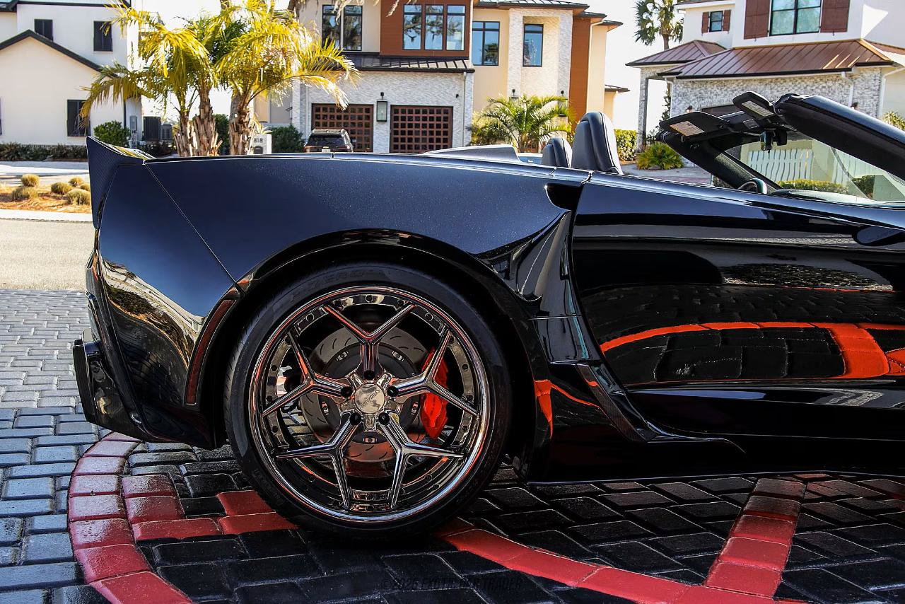 Used 2019 Chevrolet Corvette Z06 RWD image 4