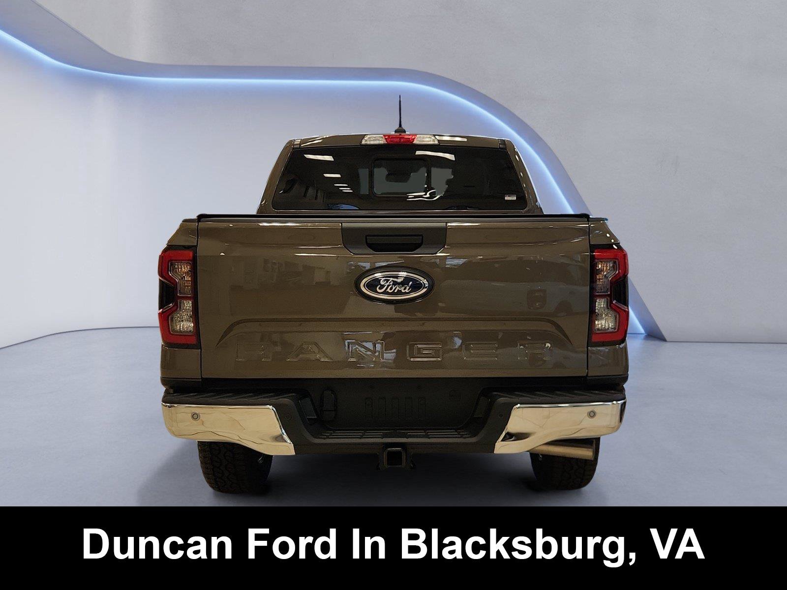 New 2026 Ford Ranger Lariat w/ FX4 Off-Road Package AWD/4WD image 4