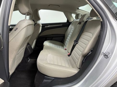 Used 2018 Ford Fusion S image 20