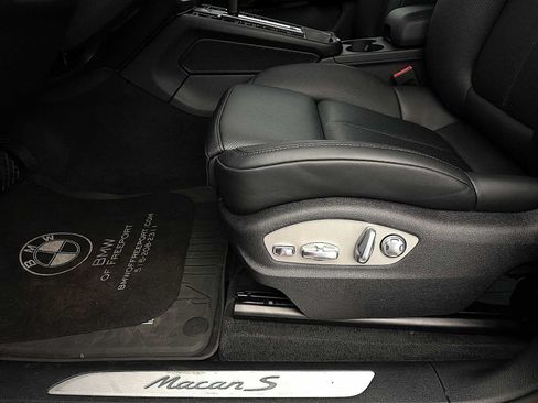 Used 2026 Porsche Macan S AWD/4WD image 10